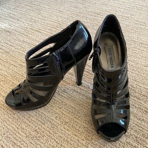 Steve Madden Black Pumps